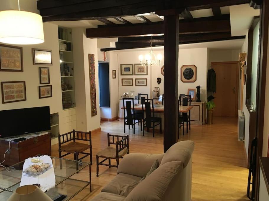 Otazu Aparment Apartment San Sebastian Bagian luar foto